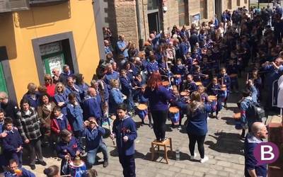 Haurren danborrada, San Telmo martxa jotzen