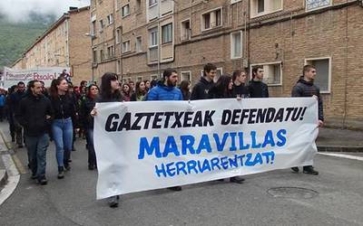 "Errepresio guztiaren kostua 22 auzipetuen gain utzi nahi du gobernuak"