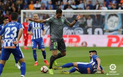 Alavesek burua altxatu gabe jarraitzen du