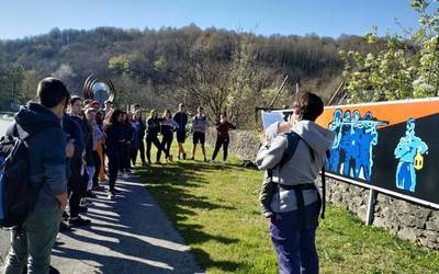 Toki Ona institutuan memoria historikoa lantzeko proiektu bat egin dute