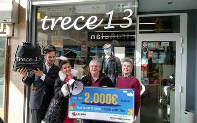 12.000 euro zozketatuko dituzte Laudio eta Amurrioko merkatariek
