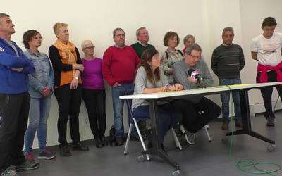 Herritarrek konponbide bat eskatzen dute  hiribusaren arazoekin amaitzeko