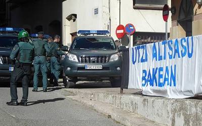 142 kontrol zenbatu ditu Ospak