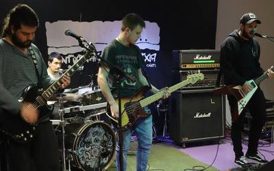 Musikarekin gozatzeko ekimen berria Bergarako gaztetxean