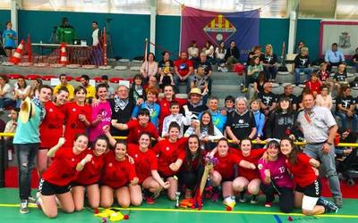 Partidarik irabazi gabe baina maleta esperientziaz betea bueltatu da BKT eskubaloi taldea Bartzelonatik