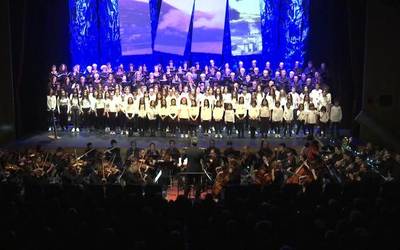 Aretxabaletara egokitutako 'Humanity at music' ikuskizuna maiatzaren 25ean
