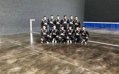 Azpeitia zapatuan hasiko da Gipuzkoako Herriarteko Esku Pilota Txapelketan lehiatzen