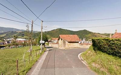 San Martin bidea itxita izango da bi egunez, farola berriak jartzeko lanak aurreratu bitartean