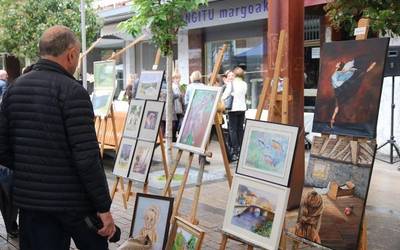 Margolan erakusketa eta azoka, Beart eguna ospatzeko