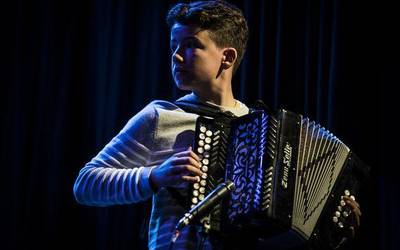 Sanagustin bete dute Eztake II taldeak eta Ane Lizarraldek