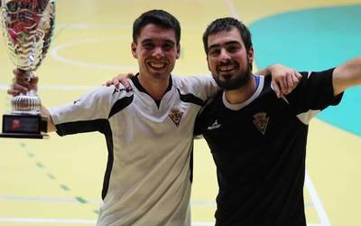 Ander Garcia eta Mikel Narciso oriotarren taldea garailea Gipuzkoako areto futbol txapelketan