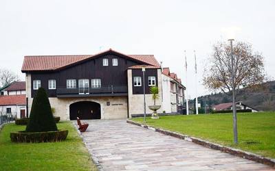Gehiengo absolutua berretsi du EAJk Lemoizen