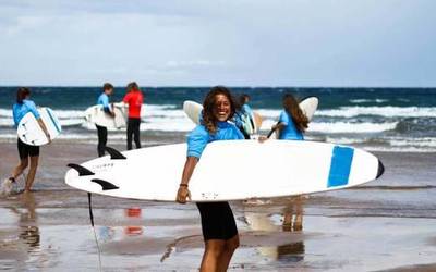 Mankomunitateak surf ikastaroan izena ematea luzatu du
