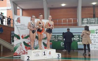 Domina ugarirekin Aresketako gimnastak Euskadiko Txapelketatik