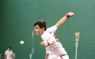 Aramaiok finalerdietarako txartela lortu du Herriartekoan