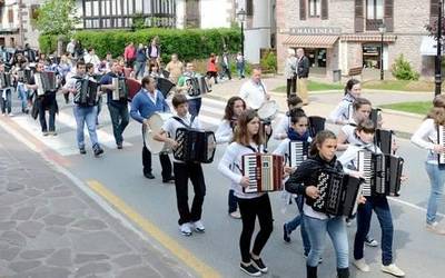 Ekainaren 14an matrikulatzeko epea irekiko dute Baztan Musika Eskolan