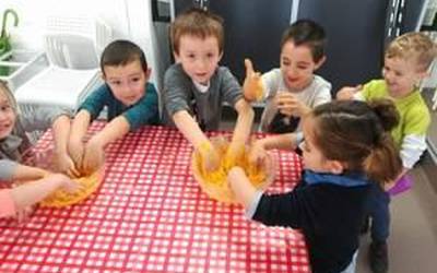 Ludoteka eta gaztelekuko izen-ematea