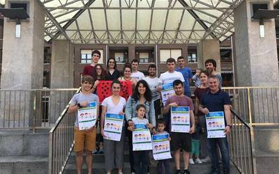 Ruandaren aldeko lasterketa solidarioa izango da zapatuan Sanjuandegin