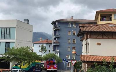Sutea egon da Aretako etxebizitza batean, Atxarte kalean