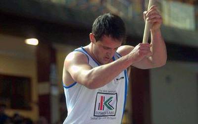 Iker Vicentek jantzi du berriro Urrezko Aizkolarien Banakako txapela