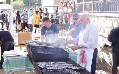 Giroa lagun San Antonio jaiak ospatzeko