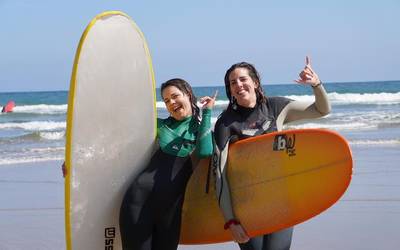 Bideoa: Orioko emakume surflarien topaketa