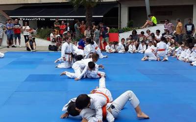 Judo erakustaldia Ondartxoko tatamian
