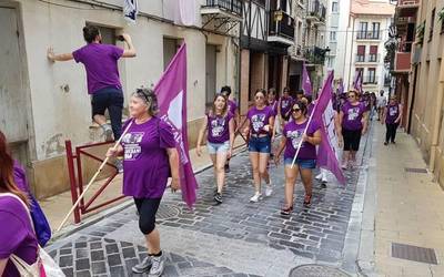 Egoitzetako langileek Udalaren atxikimendua eta babesa eskatu dute