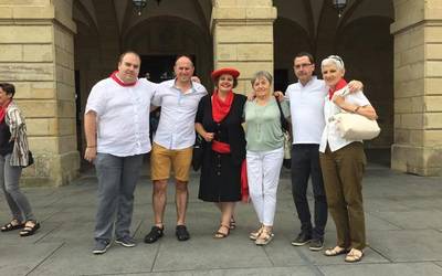 Babesa eta elkartasuna alarde parekideari