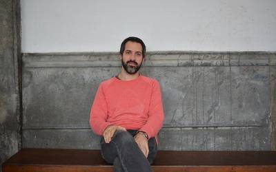 Aitor Bengoetxea: "Sormena eta erotismoa eskutik doaz"