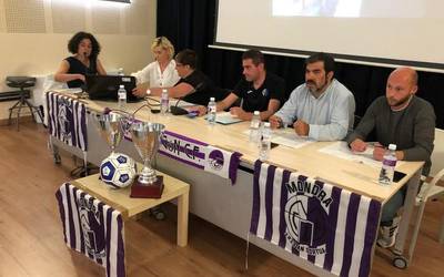 Azken denboraldiarekin "pozik", hurrengoari begira lanean dago Mondra