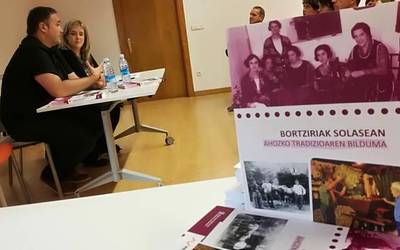 "Bortziriak solasean" liburua plazaratu berri du Euskokultur Fundazioak