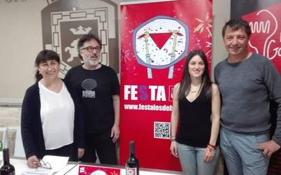 Dantzan aritu diren emakumeek jasoko dute Festa saria