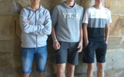 “Lagunak egitera goaz”