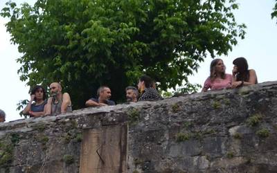 Jende aunitz bildu du Izaki Gardenak taldearen kontzertuak Beran