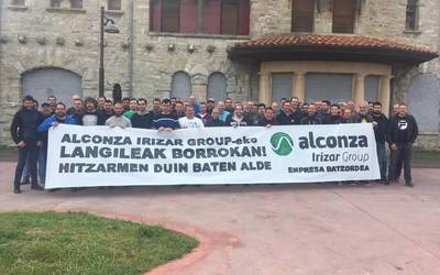 Mobilizazioei ekin diete Alconzako langileek, Irizar taldeagaz "hitzarmen duina" lortu guran