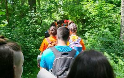 Iruñetik Garesera gaur euskararen olatu laranja