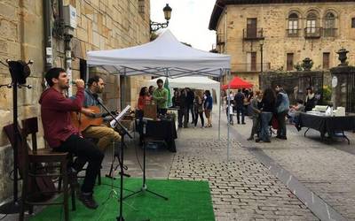 Eixu artisau elkarte elorriarrak sortzaileen azoka antolatuko du Markinako jaietan