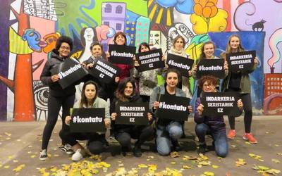 Zumaiako emakume* artisten lanak bilduko dituen erakusketa antolatu du Mugimendu Feministak