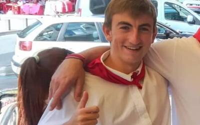 "Nire albotik pasa zen zezena, ni lurrean nengoela"