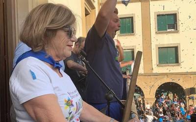 AIDAE elkartearen txupinazoagaz hasi dituzte Zornotzako Karmen jaiak