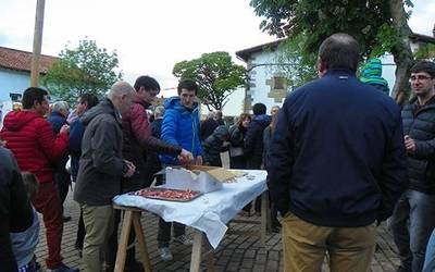 Bost festa egun aurretik