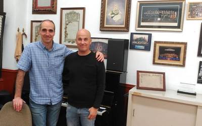 Antzuolan egingo du debut ofiziala Txurrukak