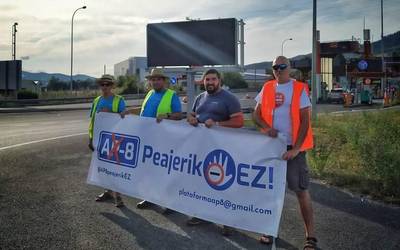 Bi elkarretaratze deitu ditu AP-8 Peajerik Ez plataformak uztailerako