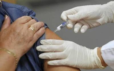 2,1 milioi baino gehiago, meningitisaren txerto berriarentzako