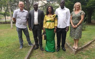 Senegalgo Mbam herriarekin elkarlanean jarduteko gertu