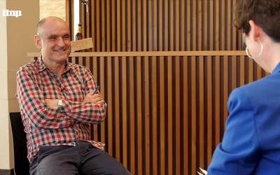 Manu Etxezortu: "Pentsatu beharko ditugu lengoaia eta saio berriak gazteak erakartzeko"