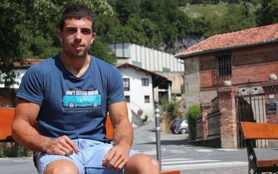 Jon Etxaniz: "Orio bezalako talde handi batera joateko beldurra nuen"