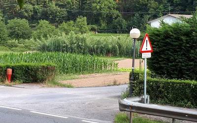 "Ibilgailuek dute lehentasuna"