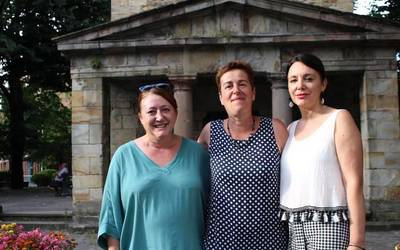 "Madalenako jaiak ospatuko ditugu orain, baina, aurrerantzean, auzoaren eta auzotarren beharrizanak asetzeko lan egingo dugu"